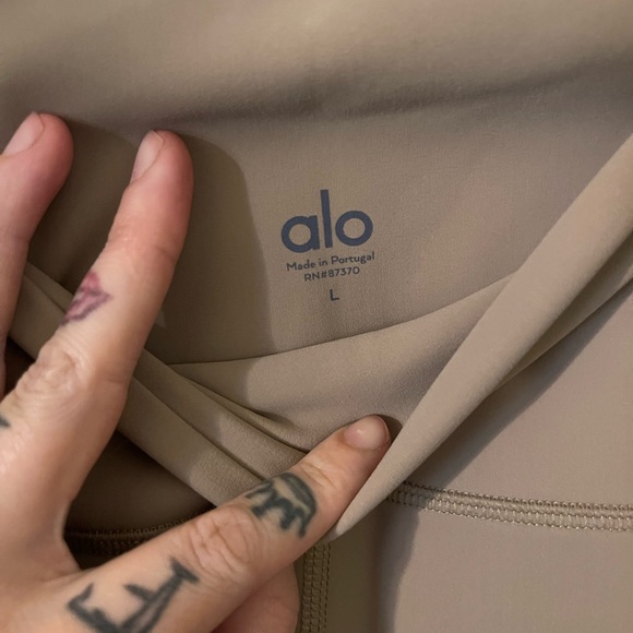 Alo cropped leggings - Picture 4 of 4